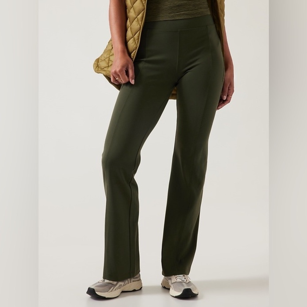 ATHLETA DELANCEY STRAIGHT LEG PANT